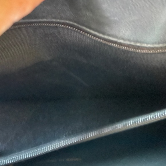 CHANEL 😁 SOLD 😁 quilted matte black chain handle handbag - Picture 14 of 16